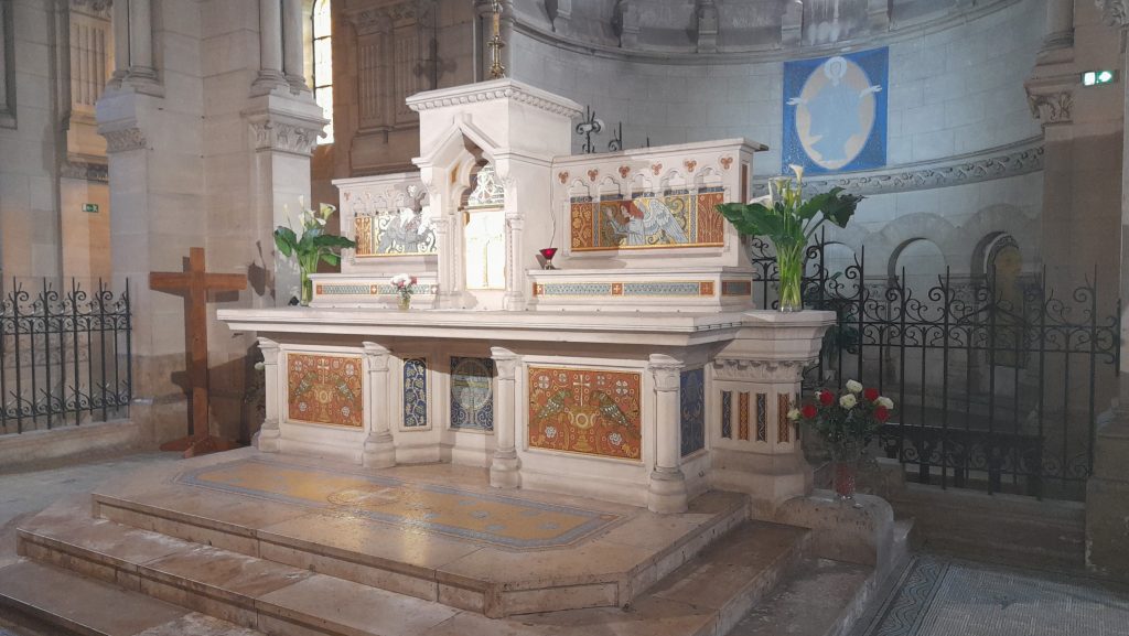 Altar in der Kirche
